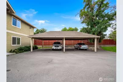 1005 Cascade Street, Wenatchee, WA 98801 - Photo 4