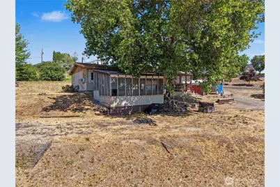 363 Baker Road, Selah, WA 98942 - Photo 4