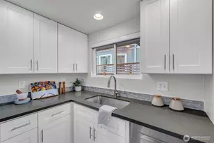 3203 35th Ave S, Seattle, WA 98144 - Photo 12