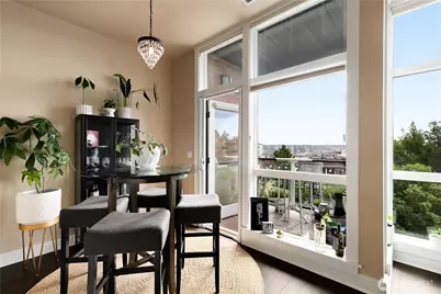 708 Market Street #402, Tacoma, WA 98402 - Photo 4