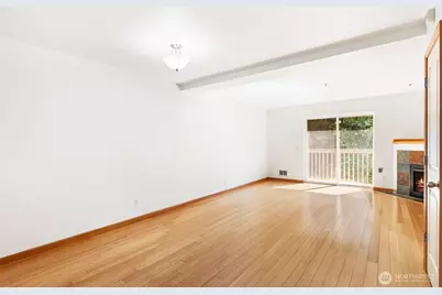 7220 Rainier Drive #105, Everett, WA 98203 - Photo 8