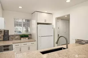 15600 116th Ave NE, Bothell, WA 98011 - Photo 8