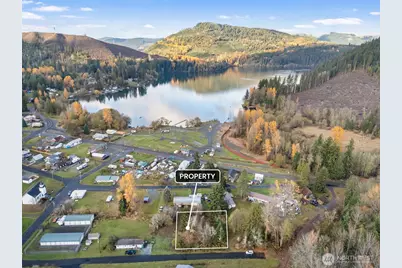 3 Roosevelt Street, Mineral, WA 98355 - Photo 2