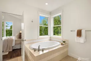 26218 SE Old Black Nugget Rd, Issaquah, WA 98029 - Photo 22