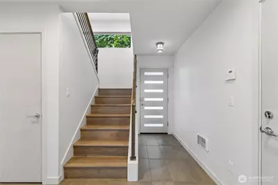 2035 A NW 62 Nd Street, Seattle, WA 98107 - Photo 2