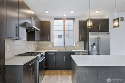 2035 A NW 62 Nd Street, Seattle, WA 98107 - Photo 4