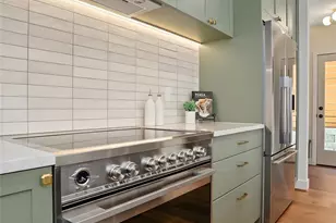 2414 Queen Anne Ave N, Seattle, WA 98119 - Photo 14