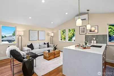 2412 Queen Anne Avenue N, Seattle, WA 98119 - Photo 6
