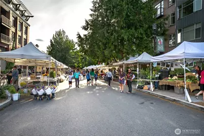 2412 Queen Anne Avenue N, Seattle, WA 98119 - Photo 34