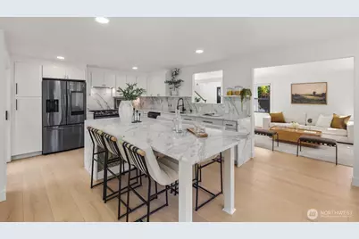 3642 37th Avenue W, Seattle, WA 98199 - Photo 10