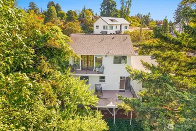 3642 37th Avenue W, Seattle, WA 98199 - Photo 32