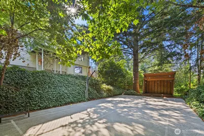 3642 37th Avenue W, Seattle, WA 98199 - Photo 30
