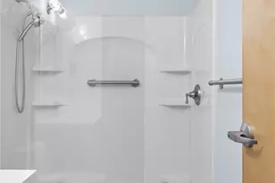 210 W Pioneer, Puyallup, WA 98371 - Photo 18
