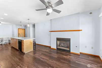 210 W Pioneer #210, Puyallup, WA 98371 - Photo 10