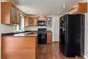 10717 SE 211th St, Kent, WA 98031 - Photo 12