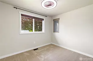 10717 SE 211th St, Kent, WA 98031 - Photo 30