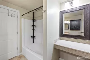 10717 SE 211th St, Kent, WA 98031 - Photo 32