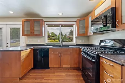 10717 SE 211th Street, Kent, WA 98031 - Photo 14