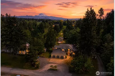 24015 SE 380th Street, Enumclaw, WA 98022 - Photo 2