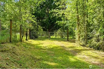 24015 SE 380th Street, Enumclaw, WA 98022 - Photo 34
