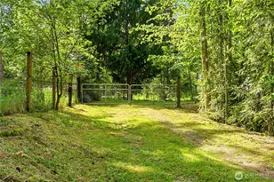 24015 SE 380th St, Enumclaw, WA 98022 - Photo 34