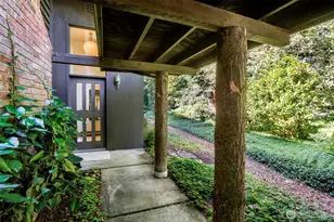 900 NW 134th St, Seattle, WA 98177 - Photo 2