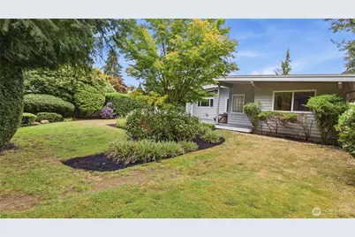 8520 Maple Lane, Edmonds, WA 98026 - Photo 32