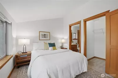 7411 4th Avenue NE #A, Seattle, WA 98115 - Photo 22
