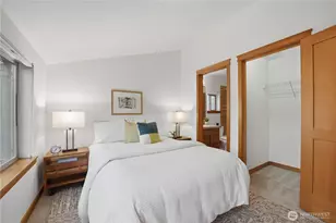 7411 4th Ave NE, Seattle, WA 98115 - Photo 22
