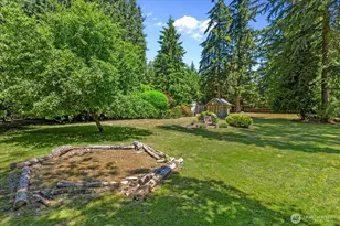 23915 NE 80th St, Redmond, WA 98053 - Photo 32