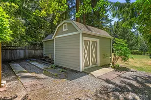 23915 NE 80th St, Redmond, WA 98053 - Photo 34