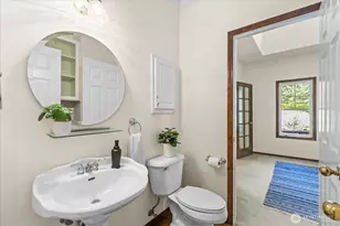 23915 NE 80th St, Redmond, WA 98053 - Photo 16