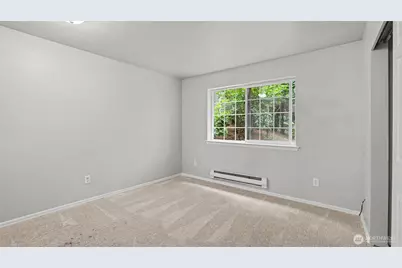 18505 SE Newport Way #B106, Issaquah, WA 98027 - Photo 14