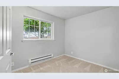 18505 SE Newport Way #B106, Issaquah, WA 98027 - Photo 24