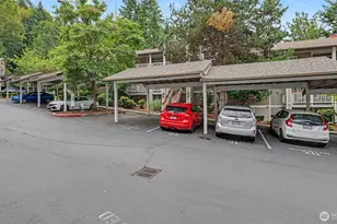 18505 SE Newport Way, Issaquah, WA 98027 - Photo 2