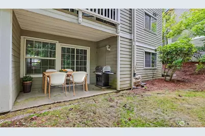 18505 SE Newport Way #B106, Issaquah, WA 98027 - Photo 26