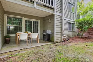 18505 SE Newport Way, Issaquah, WA 98027 - Photo 26