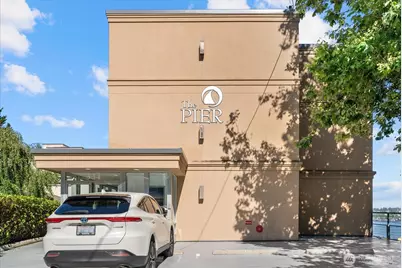 334 Lakeside Avenue S #406, Seattle, WA 98144 - Photo 2
