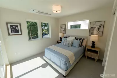 13540 39th Avenue NE #B, Seattle, WA 98125 - Photo 18