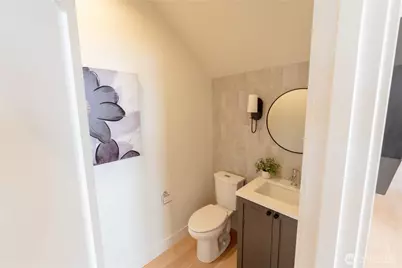 13540 39th Avenue NE #B, Seattle, WA 98125 - Photo 12