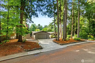 647 Z Street SE, Olympia, WA 98501 - Photo 1