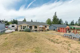 1929 Elhardt St, Camano Island, WA 98282 - Photo 28