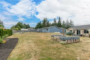 1929 Elhardt St, Camano Island, WA 98282 - Photo 32