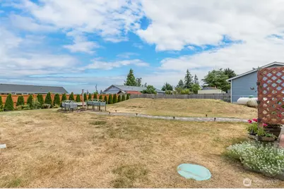 1929 Elhardt Street, Camano Island, WA 98282 - Photo 34