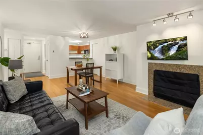 7323 Sand Point Way NE #312, Seattle, WA 98115 - Photo 14