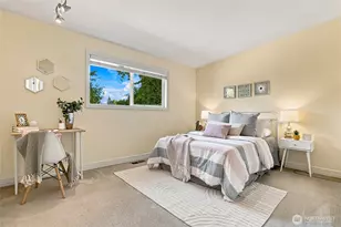 8218 SE 36th St, Mercer Island, WA 98040 - Photo 28