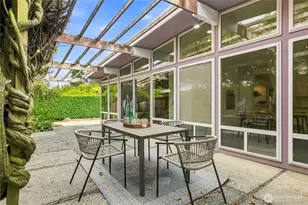 8218 SE 36th St, Mercer Island, WA 98040 - Photo 34
