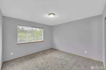 10728 211th Avenue Ct E, Bonney Lake, WA 98391 - Photo 14