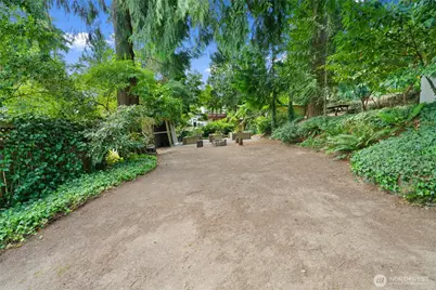 1529 NE 94th Street, Seattle, WA 98115 - Photo 34