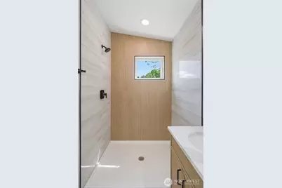 5716 NE 65th Street, Seattle, WA 98115 - Photo 20